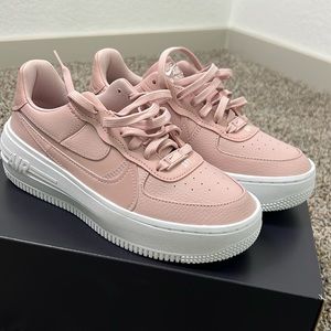 NEW Authentic Nike Air Force 1- Pink Size 7.5